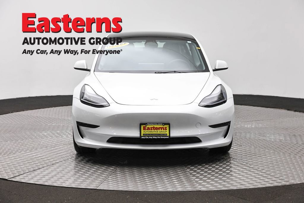 Used 2023 Tesla Model 3 Standard Range RWD image 2