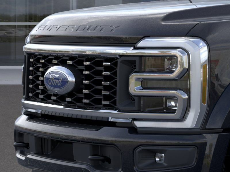 New 2026 Ford F450 Platinum w/ FX4 Off-Road Package image 17