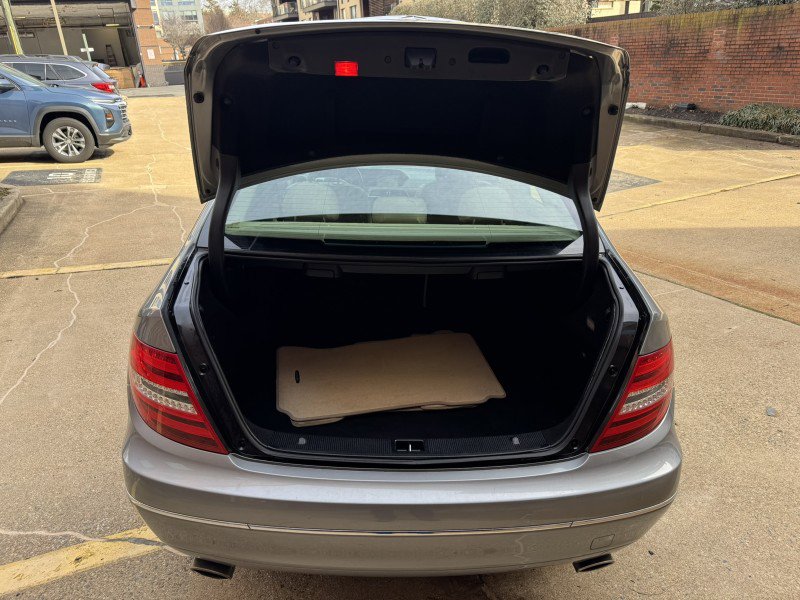 Used 2013 Mercedes-Benz C 300 4MATIC Sedan image 34