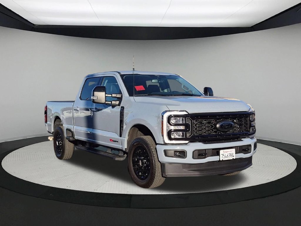 Used 2026 Ford F250 Lariat w/ Black Appearance Package AWD/4WD image 6