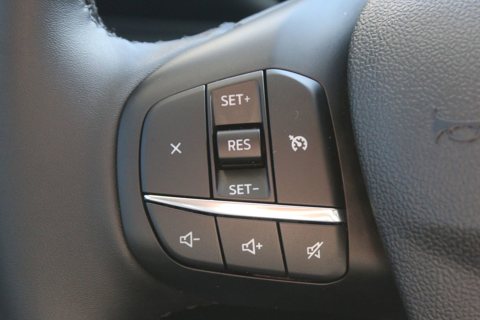 Used 2025 Ford Maverick XLT w/ Equipment Group 301A image 23