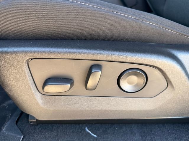 New 2026 Chevrolet Colorado W/T w/ WT Custom Package RWD image 17