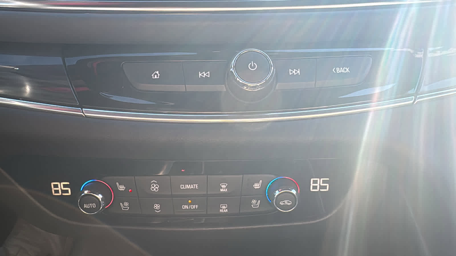 Used 2022 Buick Enclave Premium w/ Surround and Sites Package image 17