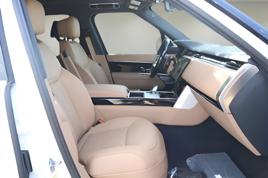 New 2026 Land Rover Range Rover SE AWD/4WD image 17