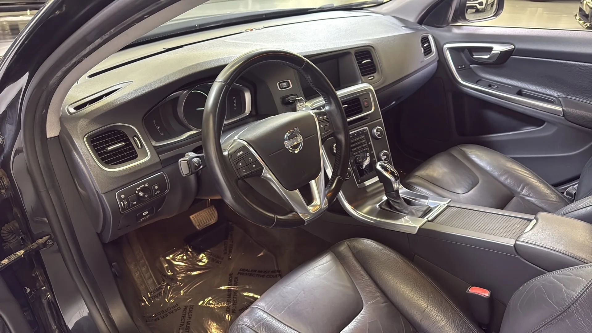 Used 2014 Volvo S60 T5 image 9