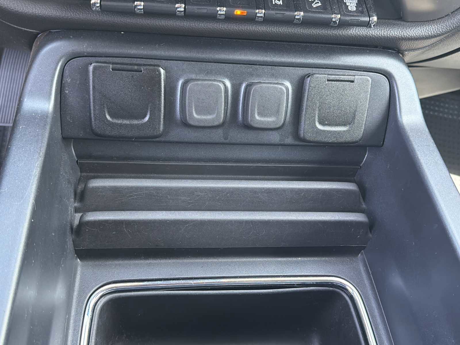 Used 2018 GMC Sierra 2500 Denali w/ Duramax Plus Package image 7