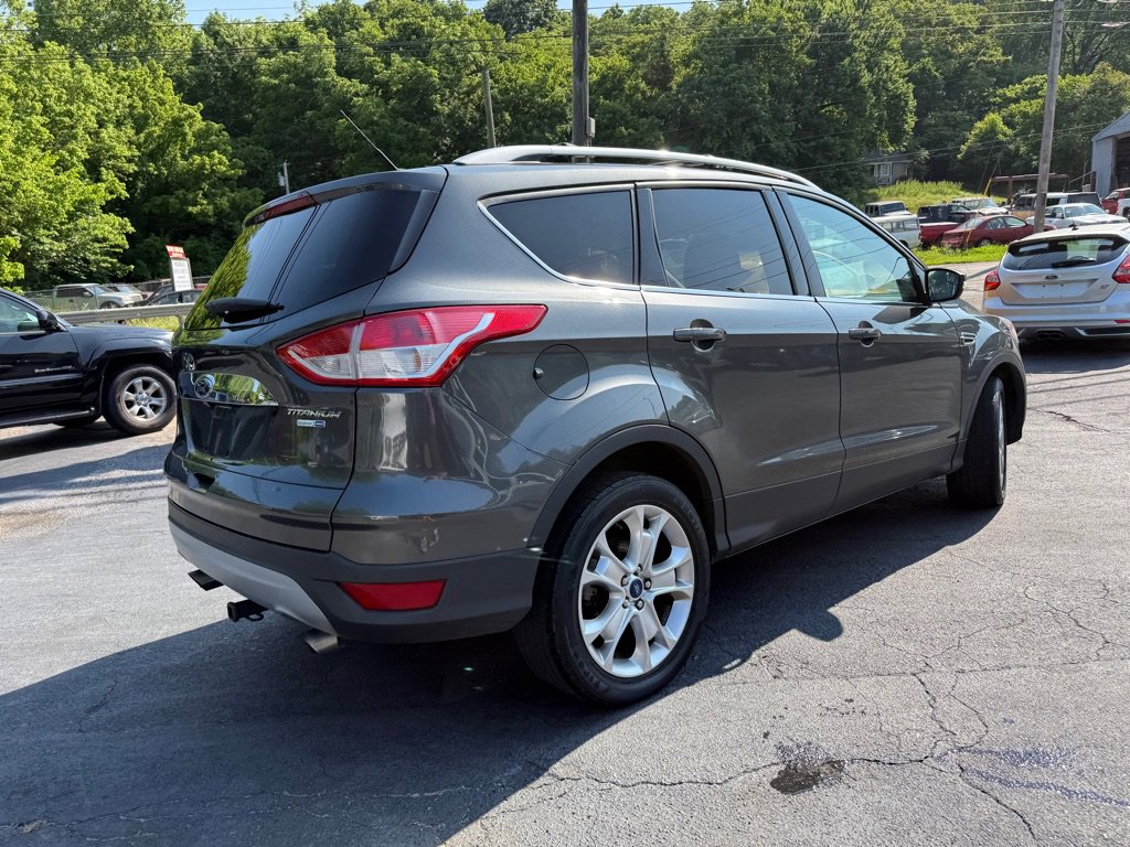 Used 2015 Ford Escape Titanium image 3
