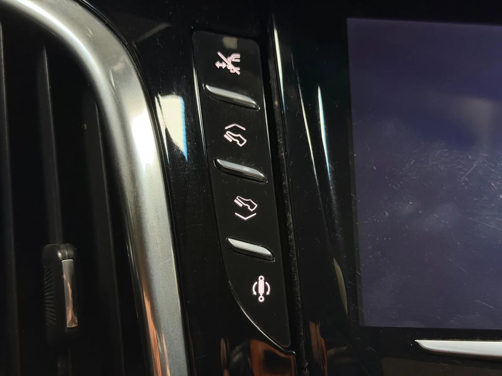 Used 2015 Cadillac Escalade Premium AWD/4WD image 40