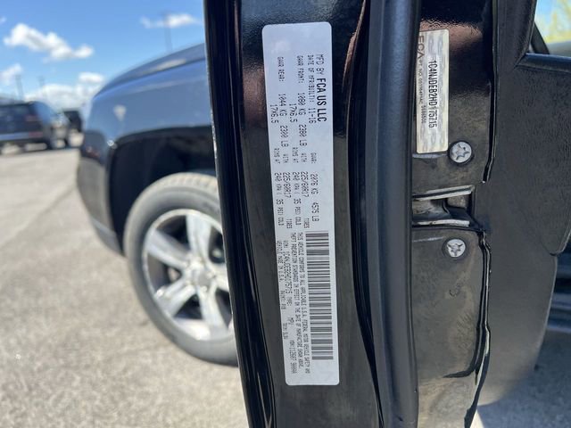 Used 2017 Jeep Compass High Altitude AWD/4WD image 26