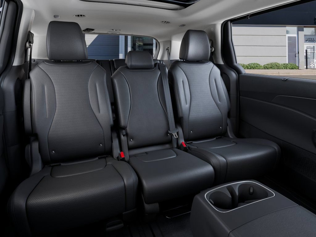 New 2027 Kia Carnival SX Prestige FWD image 19