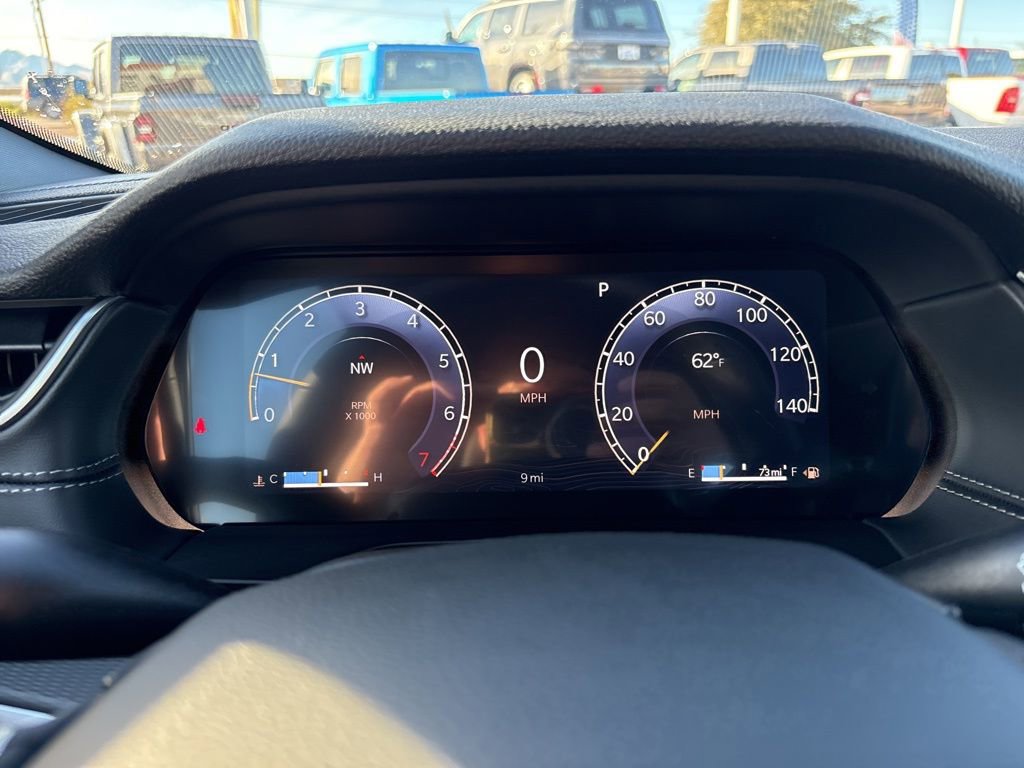 New 2025 Jeep Grand Cherokee L Altitude image 30