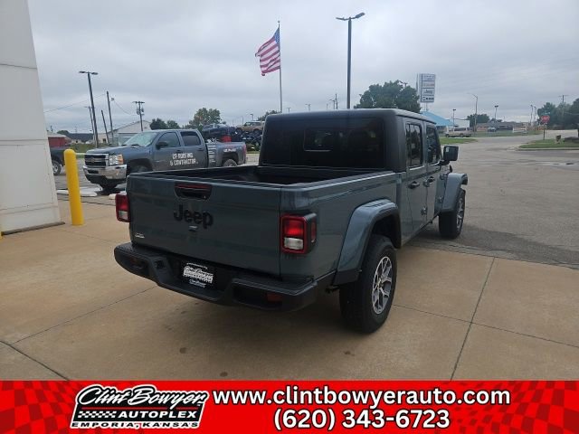 New 2025 Jeep Gladiator Sport image 8
