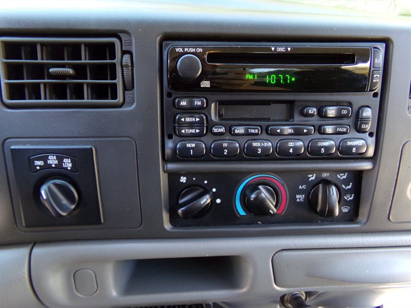 Used 2002 Ford F250 XLT AWD/4WD image 37