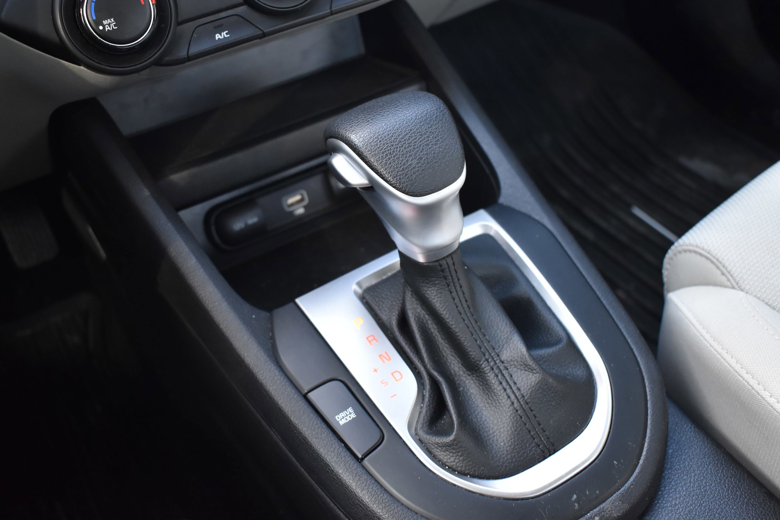 Used 2022 Kia Forte LXS FWD image 36