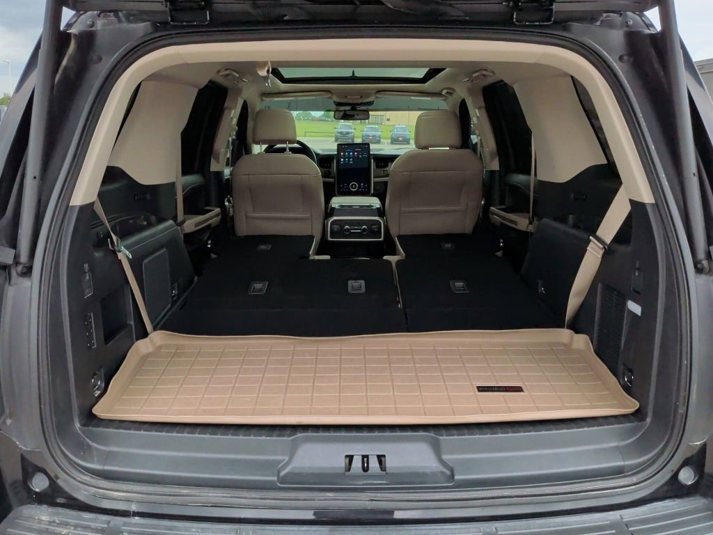 Used 2023 Ford Expedition Limited image 47