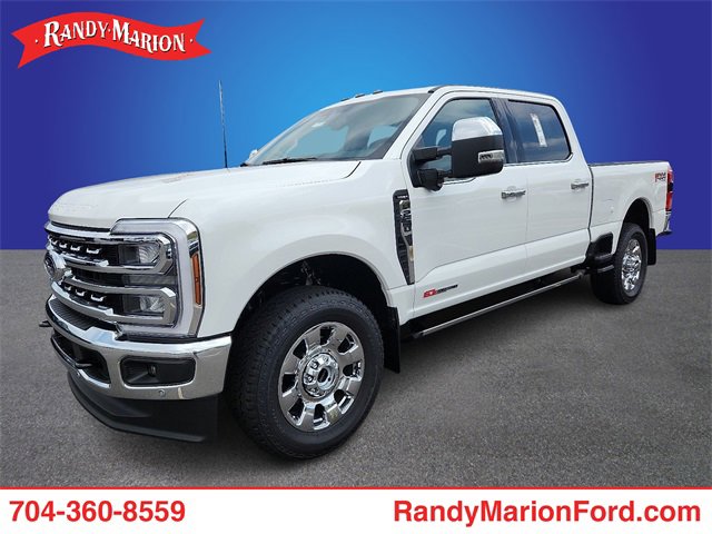 New 2025 Ford F250 Lariat w/ Lariat Ultimate Package