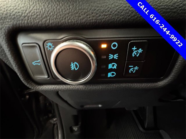 Used 2023 Ford Explorer XLT w/ Equipment Group 202A image 24