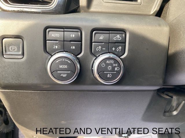 Used 2024 GMC Sierra 2500 AT4 w/ AT4 Preferred Package image 14