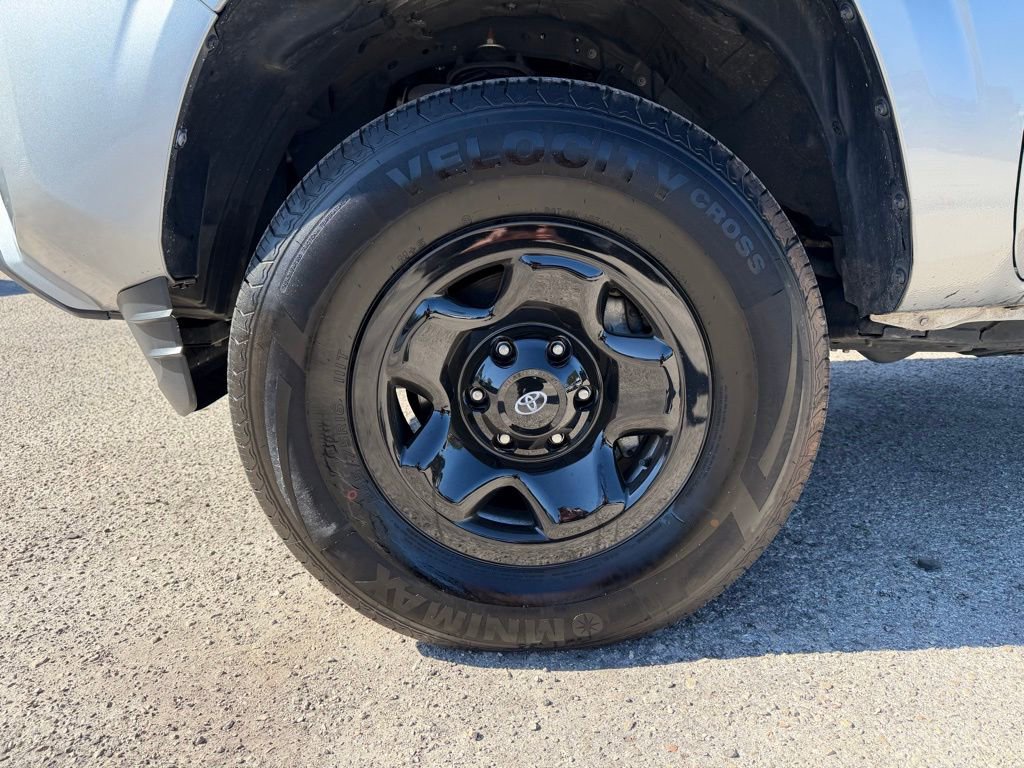 Used 2023 Toyota Tacoma SR5 image 10