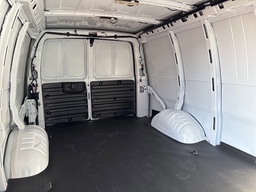 New 2025 Chevrolet Express 3500 Extended w/ Driver Convenience Package image 40