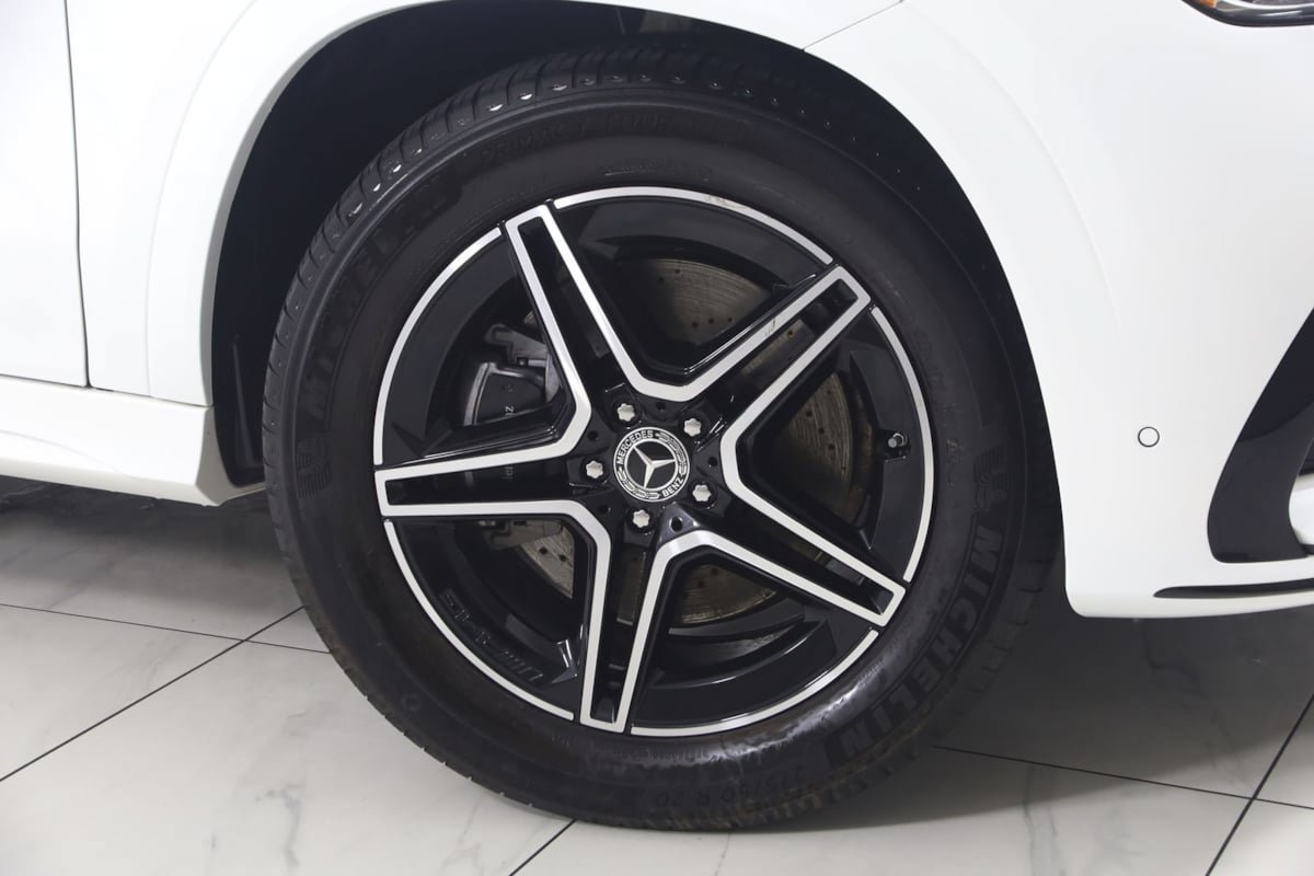 Used 2025 Mercedes-Benz GLE 450 4MATIC image 15