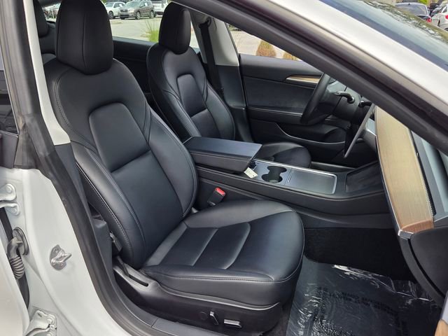 Used 2023 Tesla Model 3 Standard Range image 17