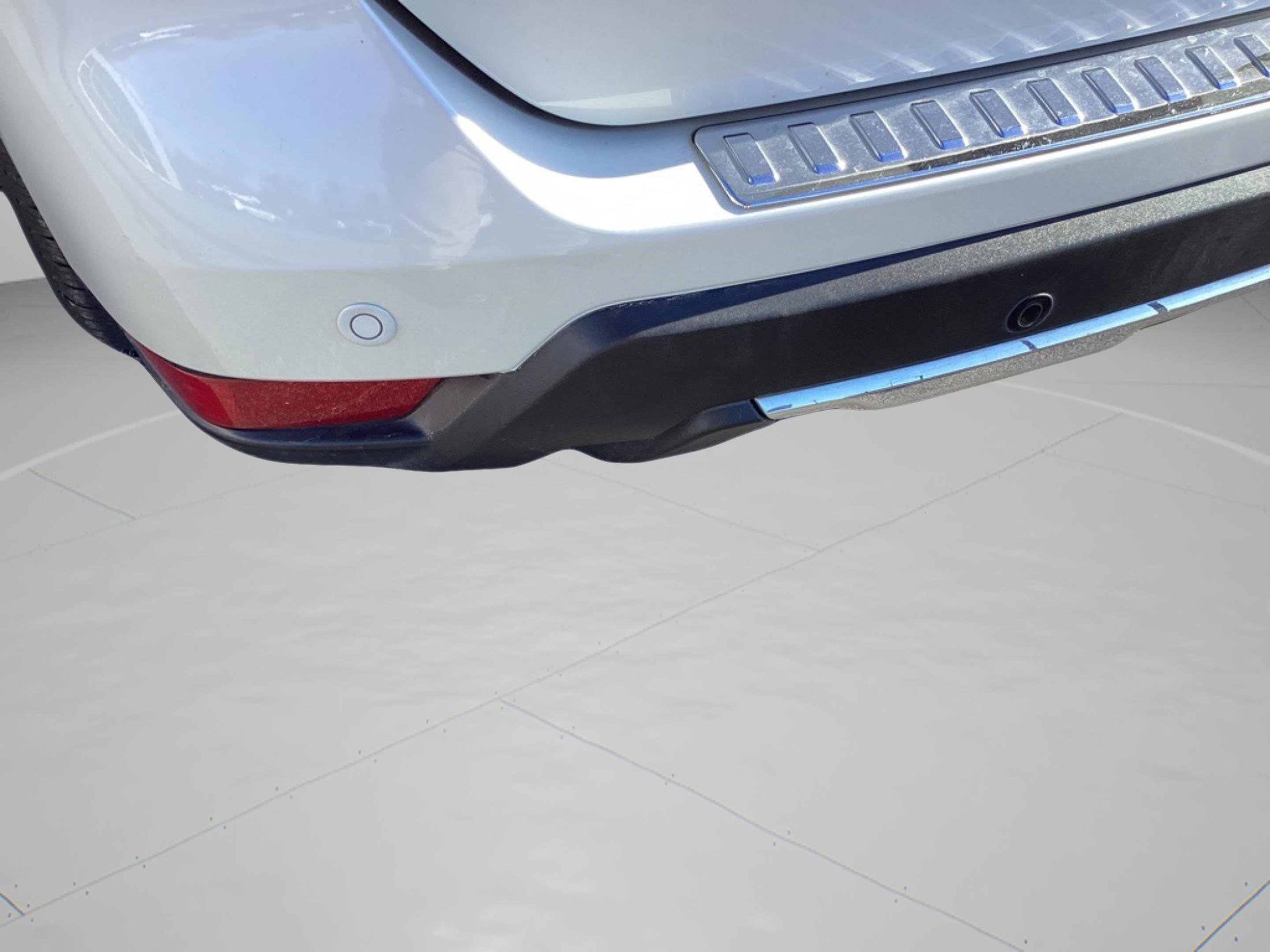 Used 2019 Nissan Rogue SV w/ Premium Package image 23