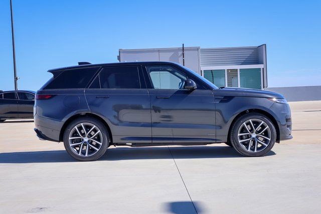 New 2025 Land Rover Range Rover Sport Autobiography image 4