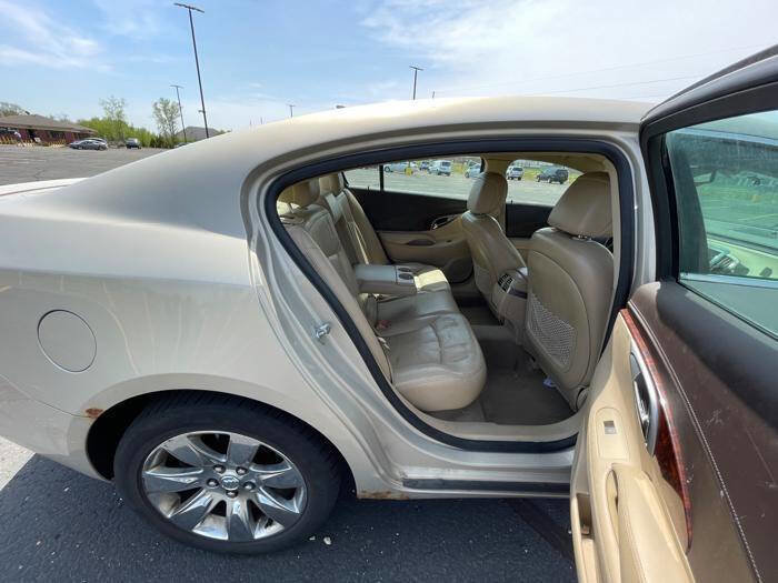 Used 2011 Buick LaCrosse CXL FWD image 26