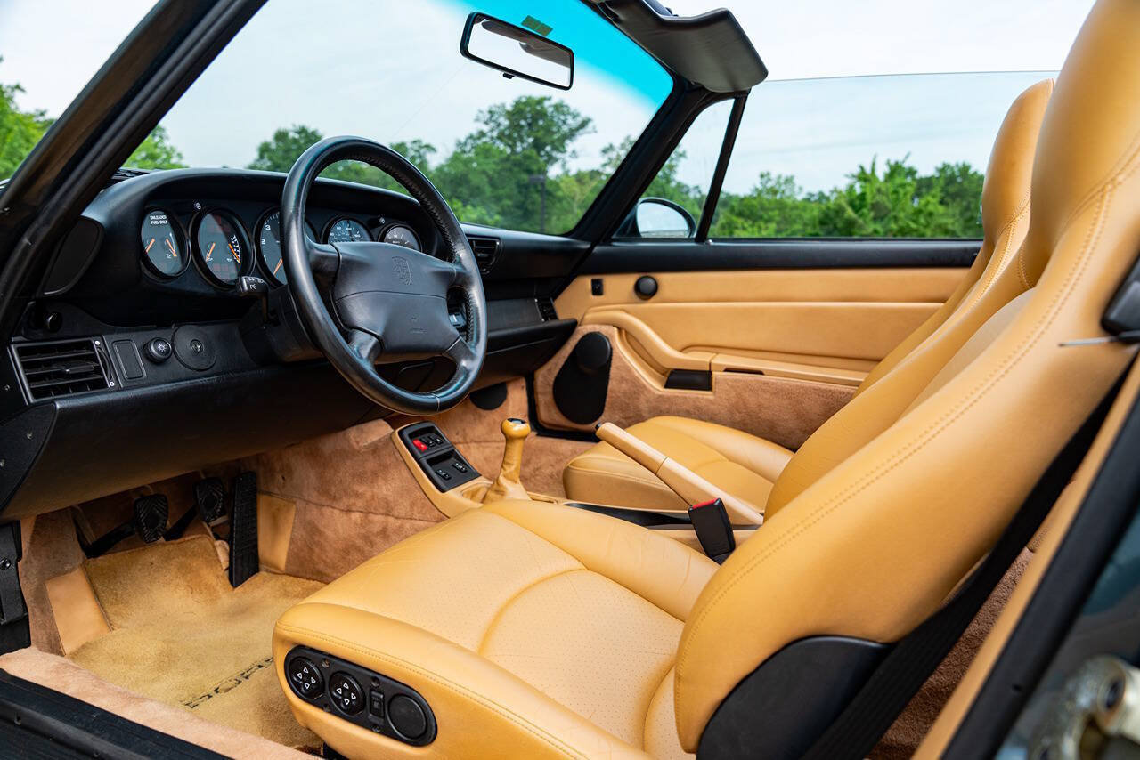 Used 1995 Porsche 911 Cabriolet image 55