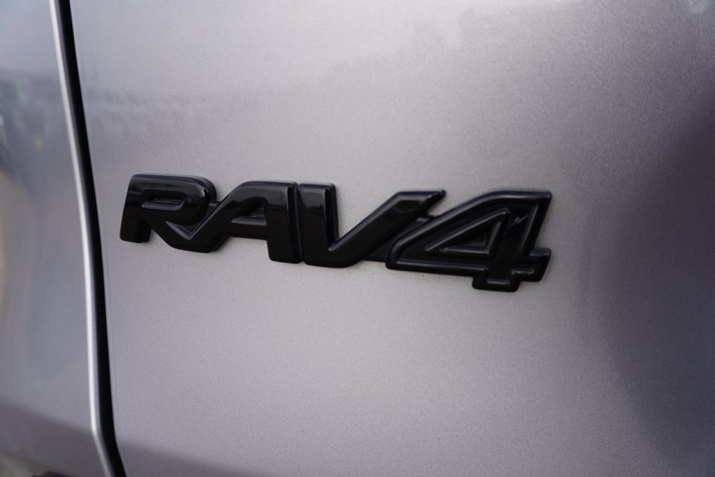 Used 2025 Toyota RAV4 XSE image 31