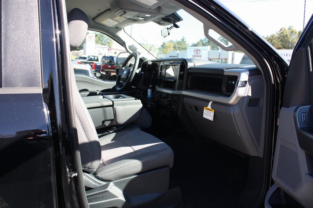 New 2026 Ford F250 XL w/ STX Appearance Package image 15
