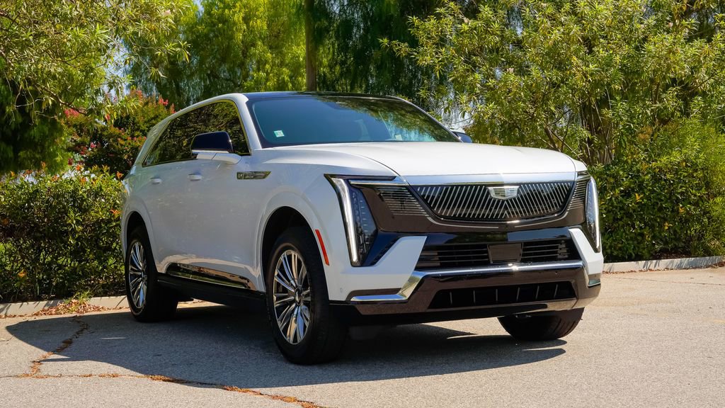 New 2026 Cadillac Escalade IQ Luxury 1 image 5