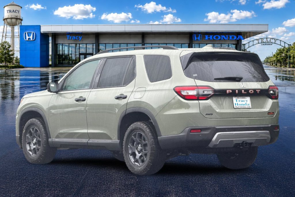 New 2026 Honda Pilot TrailSport image 10