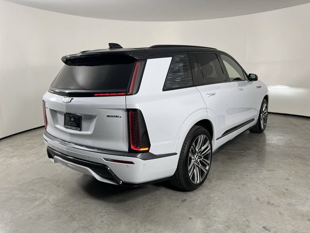 Used 2026 Cadillac Vistiq Platinum w/ LPO, Floor Liner Package AWD/4WD image 8