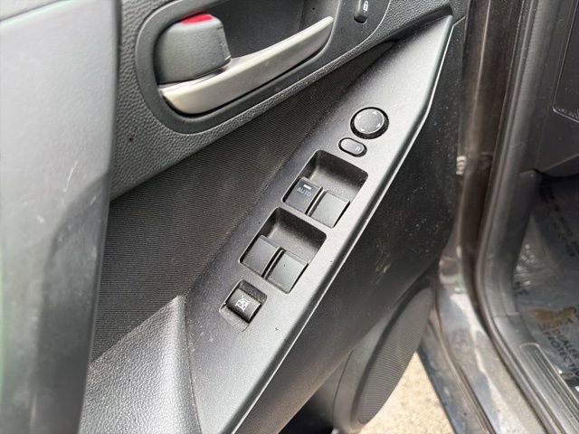Used 2013 MAZDA MAZDA3 i Touring image 12