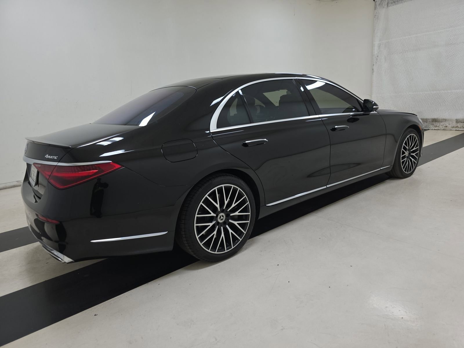Certified 2022 Mercedes-Benz S 580 4MATIC Sedan w/ Rear Seat Package image 5