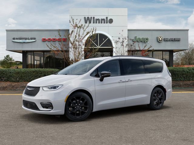 New 2026 Chrysler Pacifica Select image 2