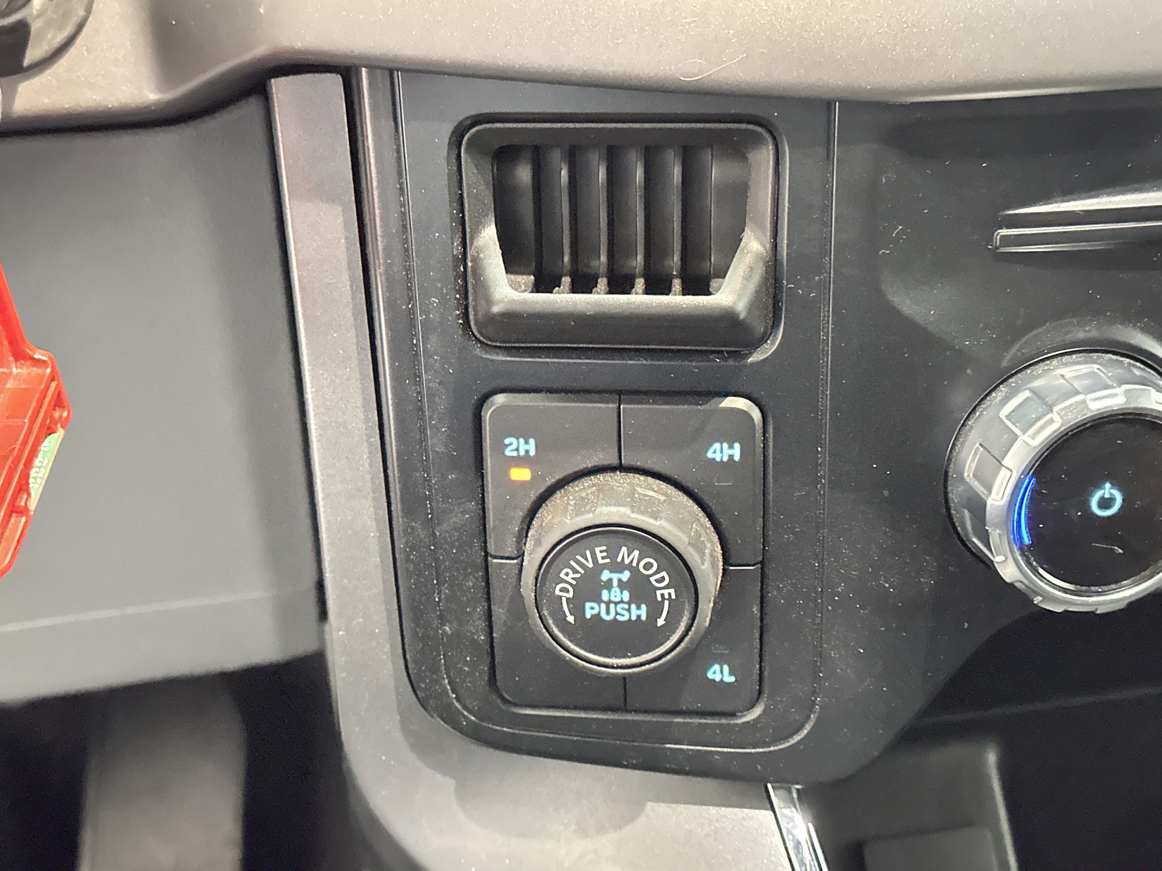 Used 2025 Ford F150 XLT w/ Equipment Group 301A Standard image 37