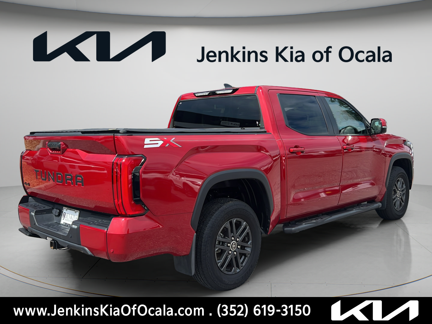 Used 2024 Toyota Tundra SR5 w/ SR5 Convenience Package AWD/4WD image 3