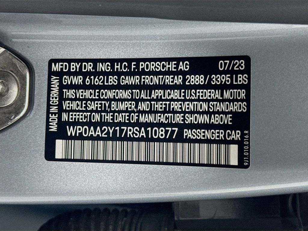 Used 2024 Porsche Taycan image 31