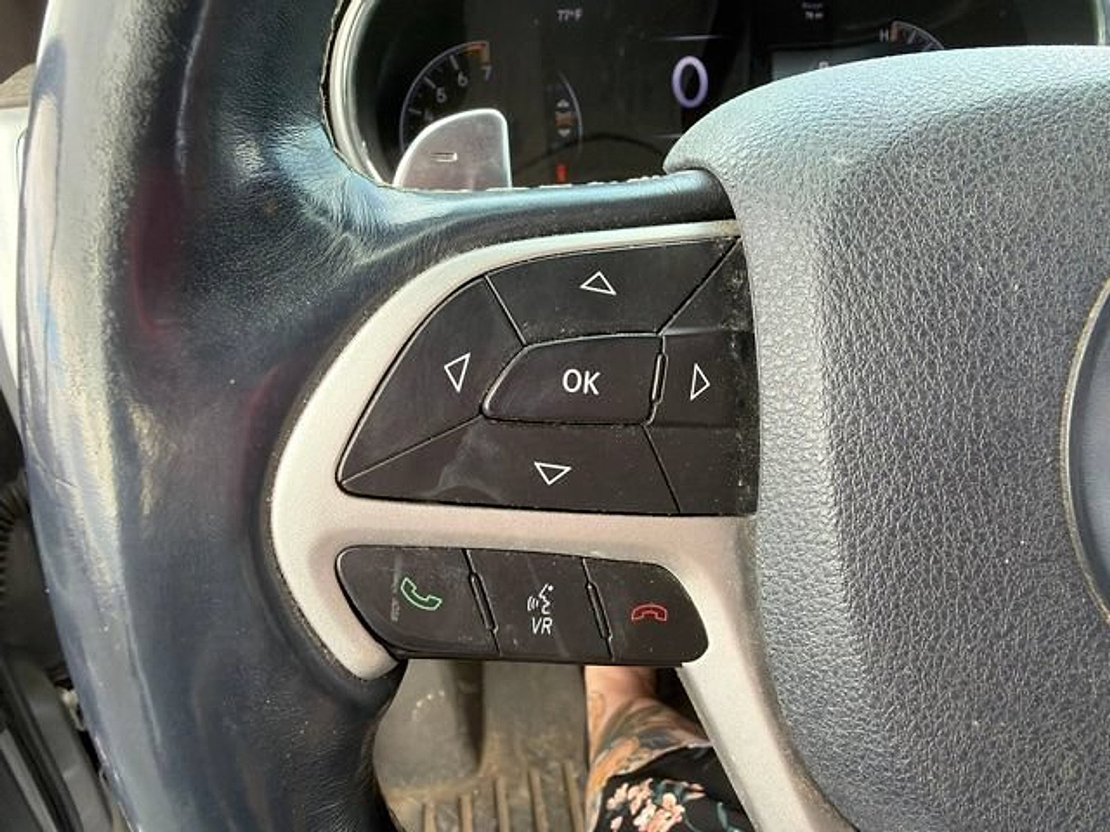 Used 2014 Jeep Grand Cherokee Overland AWD/4WD image 13