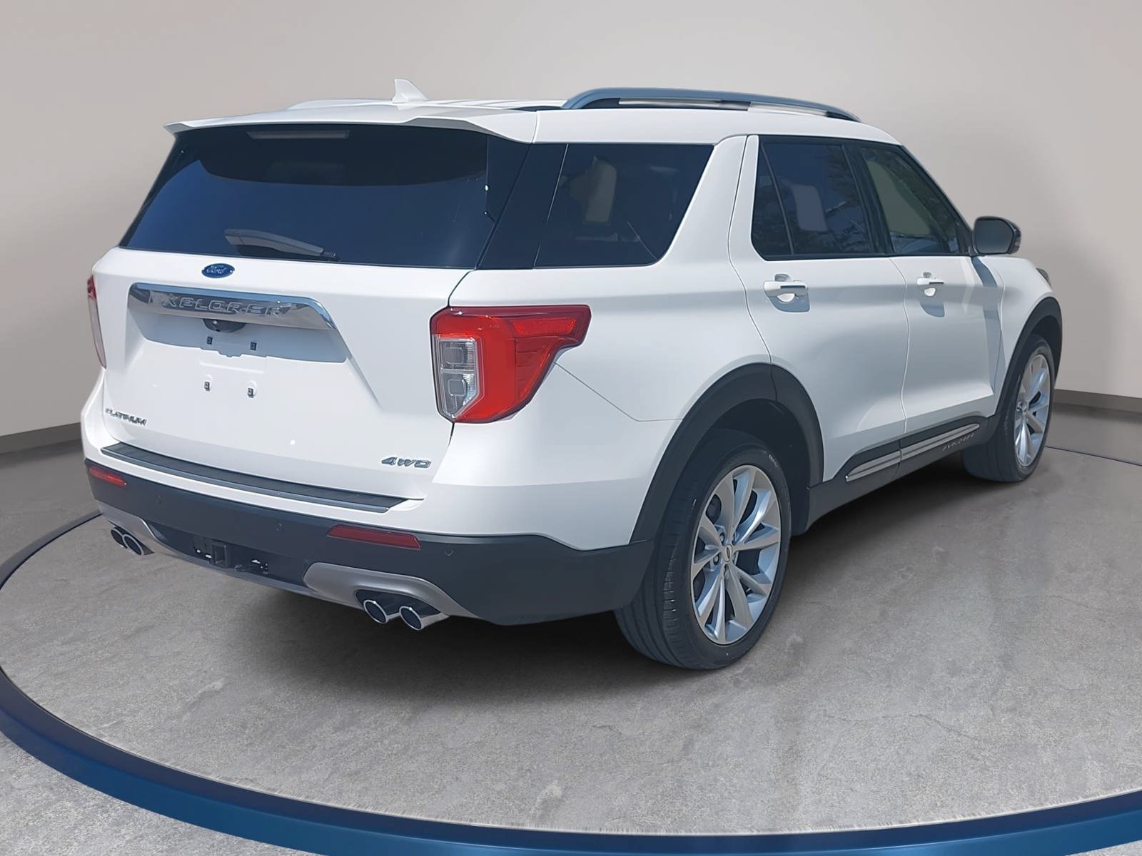 Used 2022 Ford Explorer Platinum w/ Equipment Group 601A AWD/4WD image 5