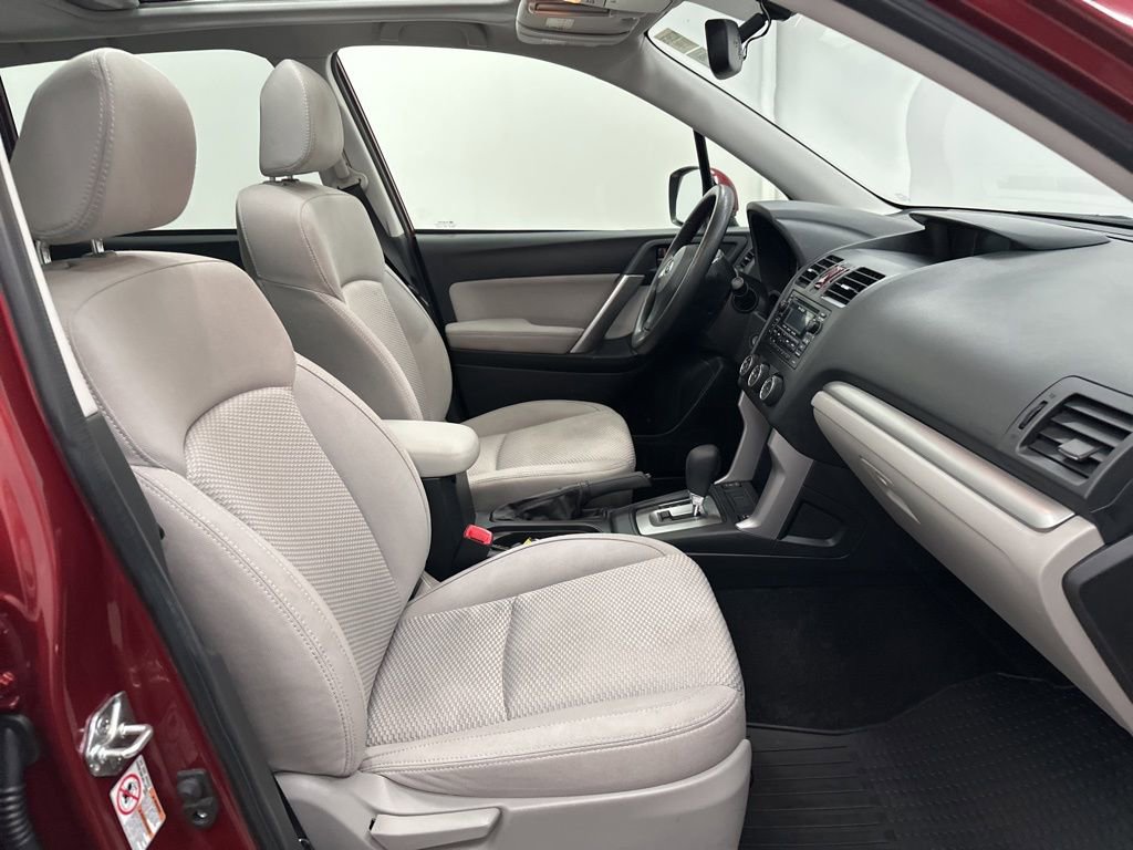 Used 2015 Subaru Forester 2.5i Premium w/ All-Weather Package AWD/4WD image 23