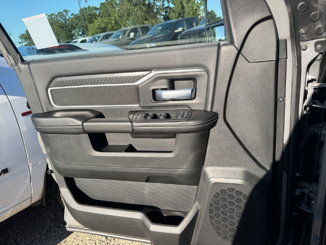 New 2026 RAM 3500 Big Horn AWD/4WD image 16