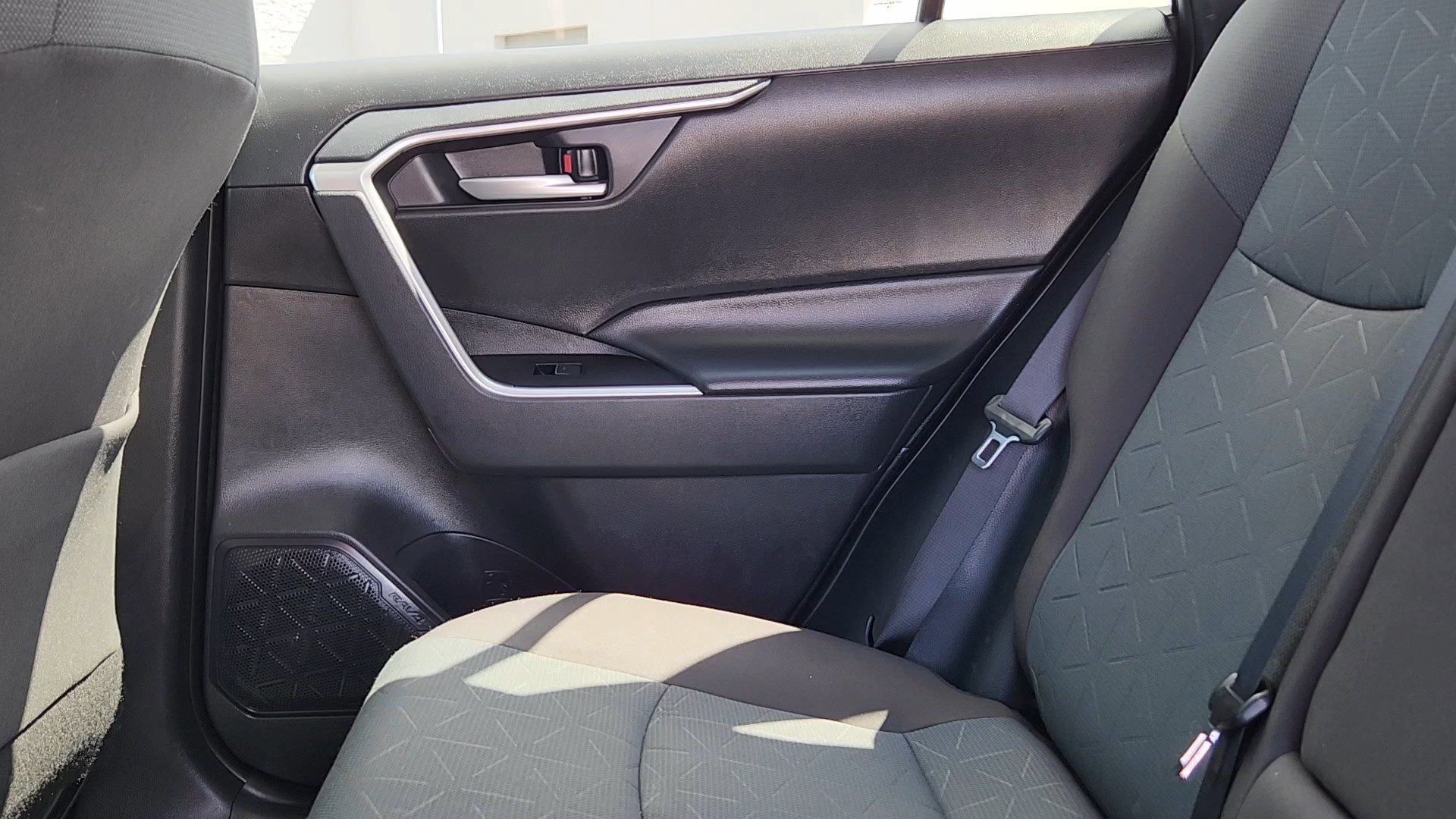 Certified 2025 Toyota RAV4 XLE AWD/4WD image 15