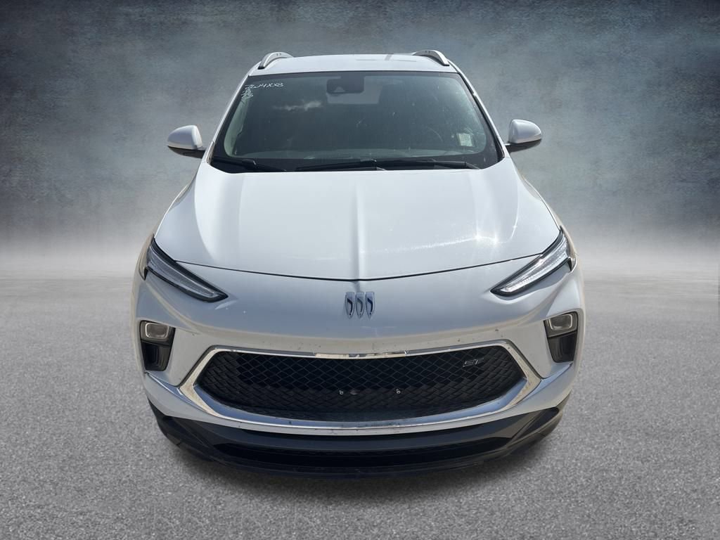 Used 2024 Buick Encore GX Sport Touring image 9