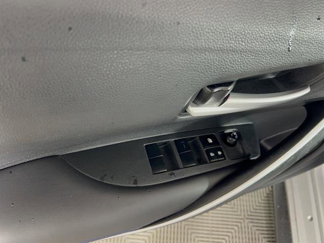 Used 2020 Toyota Corolla SE image 18