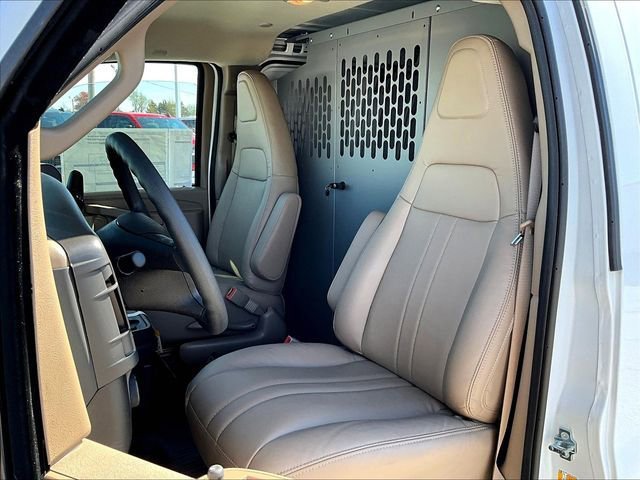 New 2026 Chevrolet Express 2500 RWD image 10