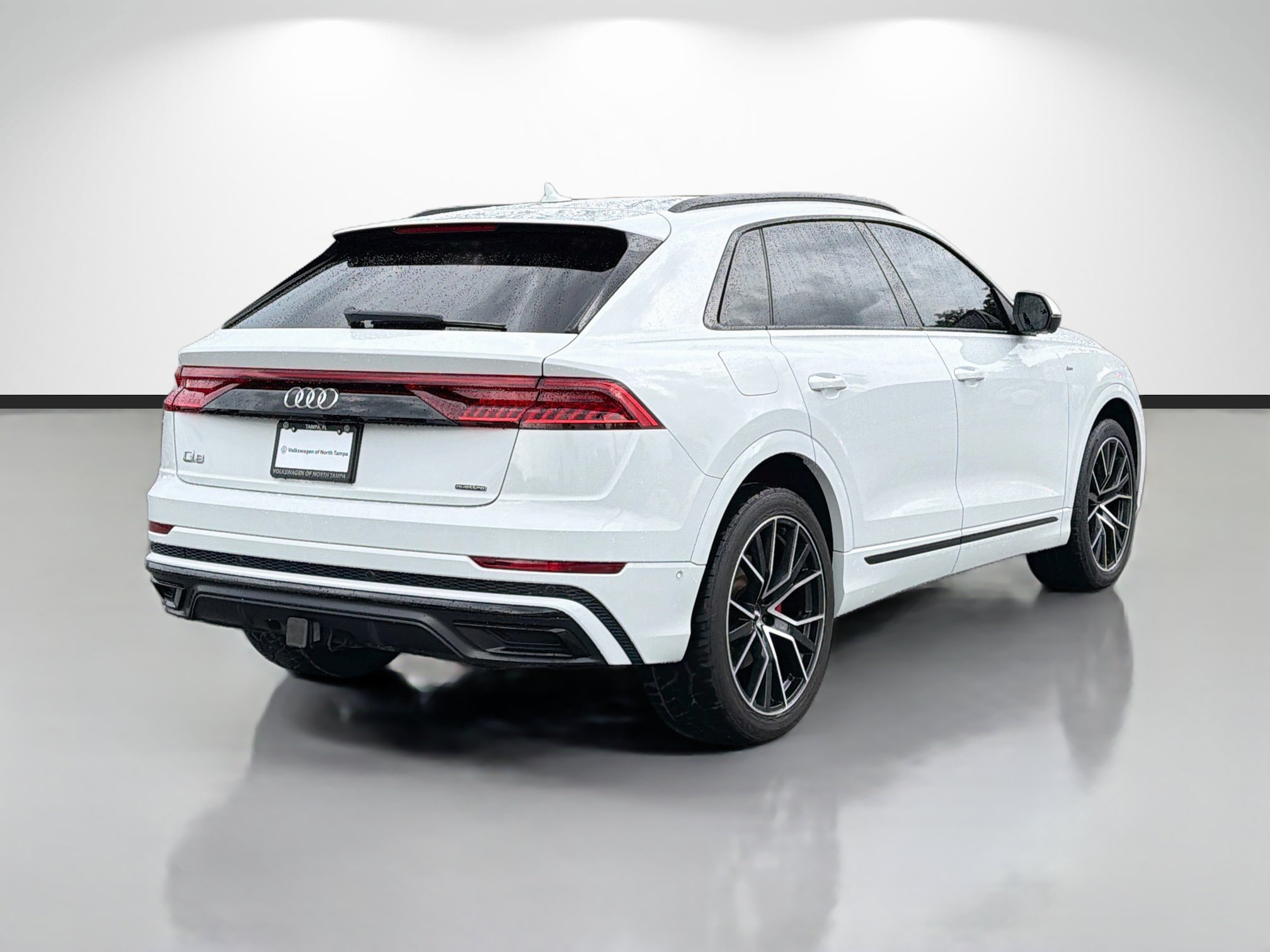 Used 2021 Audi Q8 Premium Plus w/ Premium Plus Package AWD/4WD image 3